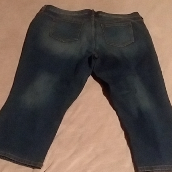 TORRID Skinny Jean's - Picture 4 of 8